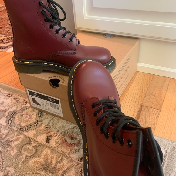 Dr Martens Brand New Never Worn - Picture 4 of 5